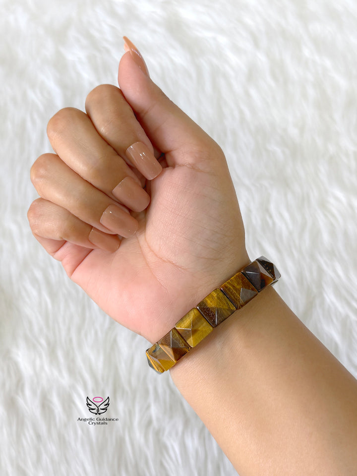 Tigers Eye Pyramid Bracelet