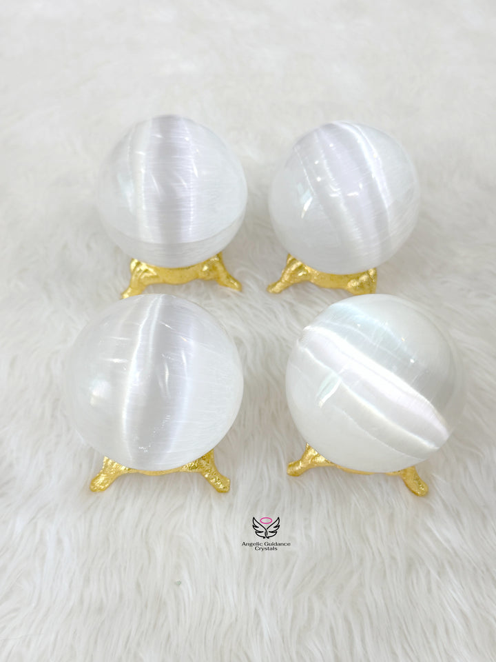 Selenite Sphere Medium