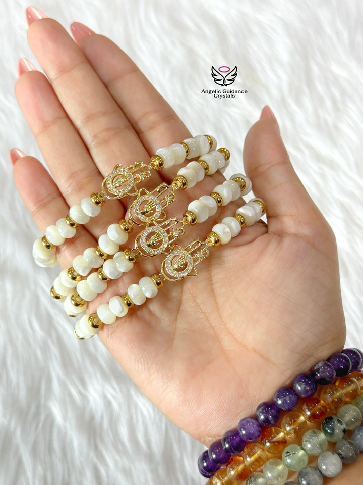 Mother of Pearl Bracelet With Hamsa Charm