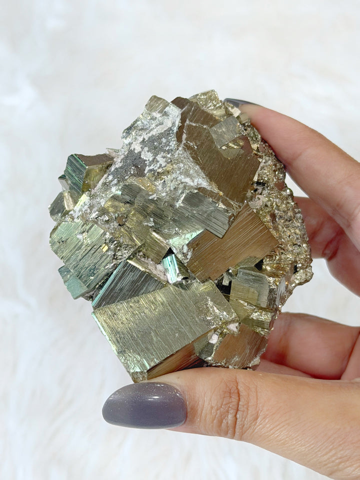 Pyrite Cubic Cluster 4