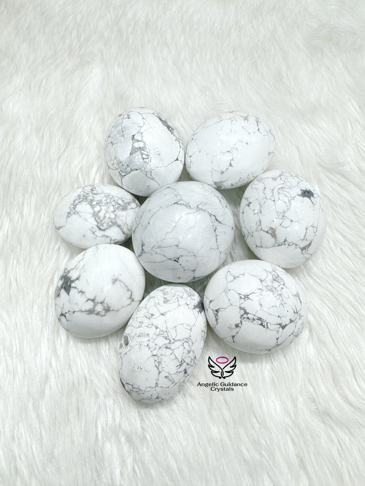 Howlite Palm Stone AAA