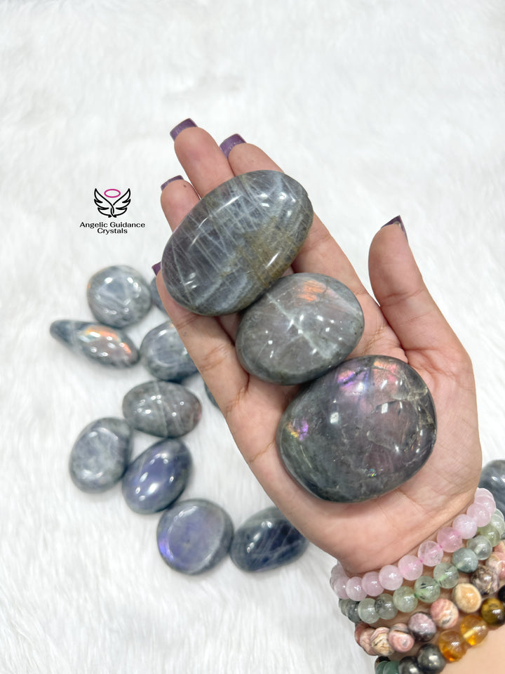 Labradorite Palm Stone AAA