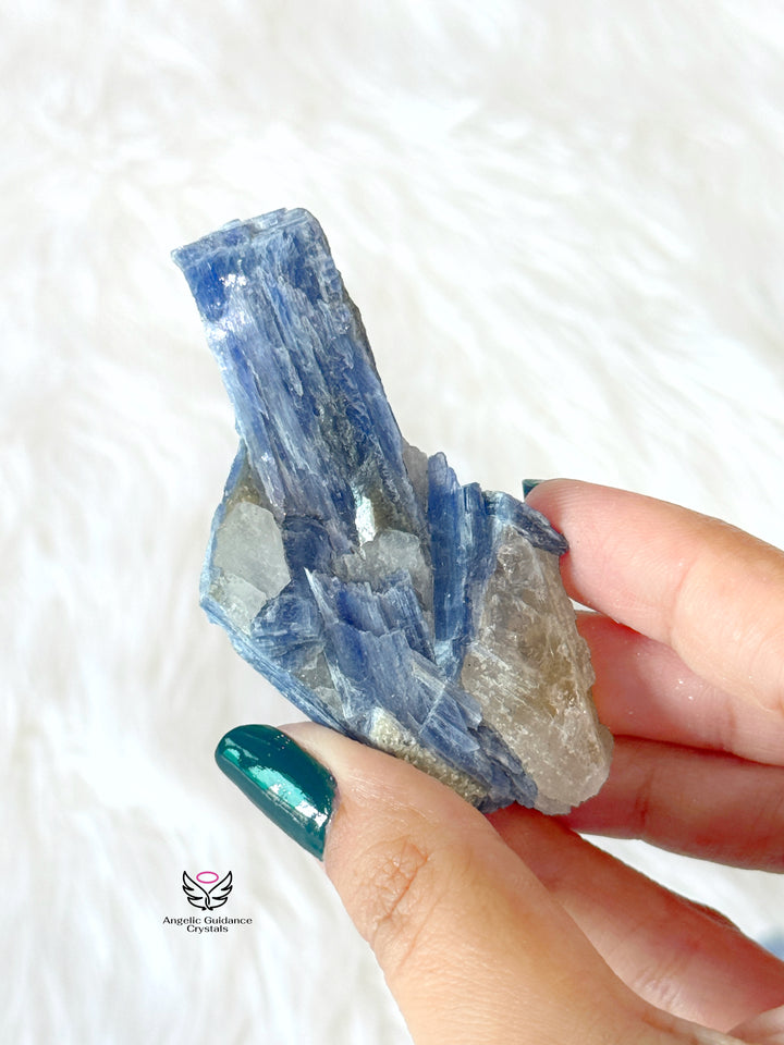 Kyanite Rawstone Medium
