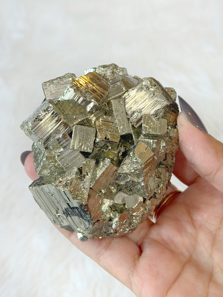 Pyrite Cubic Cluster 6