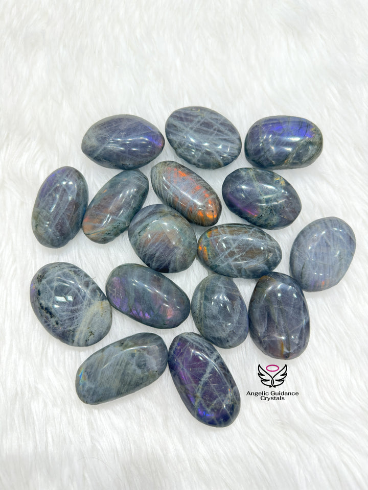 Labradorite Palm Stone AAA