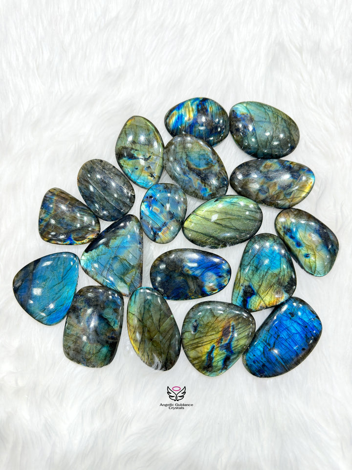 Labradorite Palmstone Small/Medium