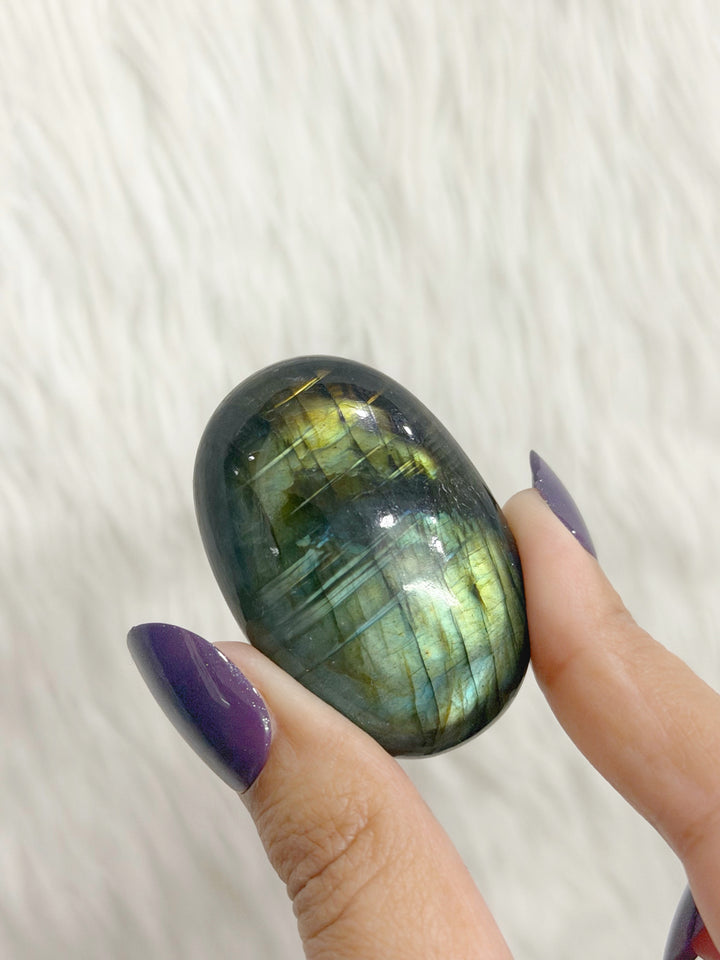 Labradorite Palmstone Small
