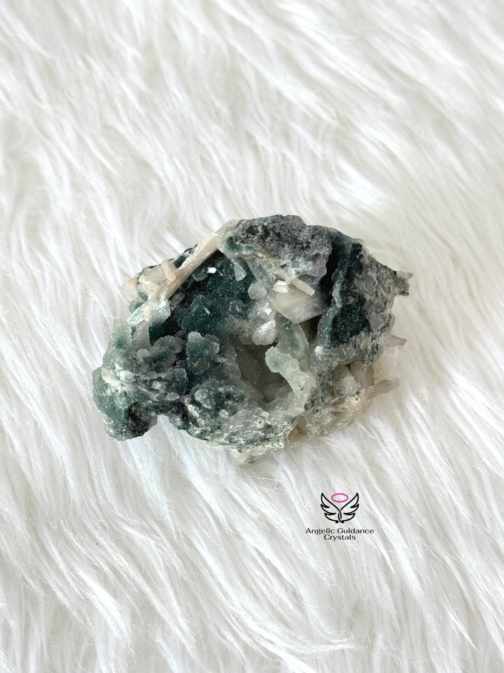 Chalcedony With Apophyllite Cluster 2