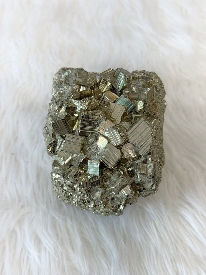 Pyrite Cubic Cluster 14