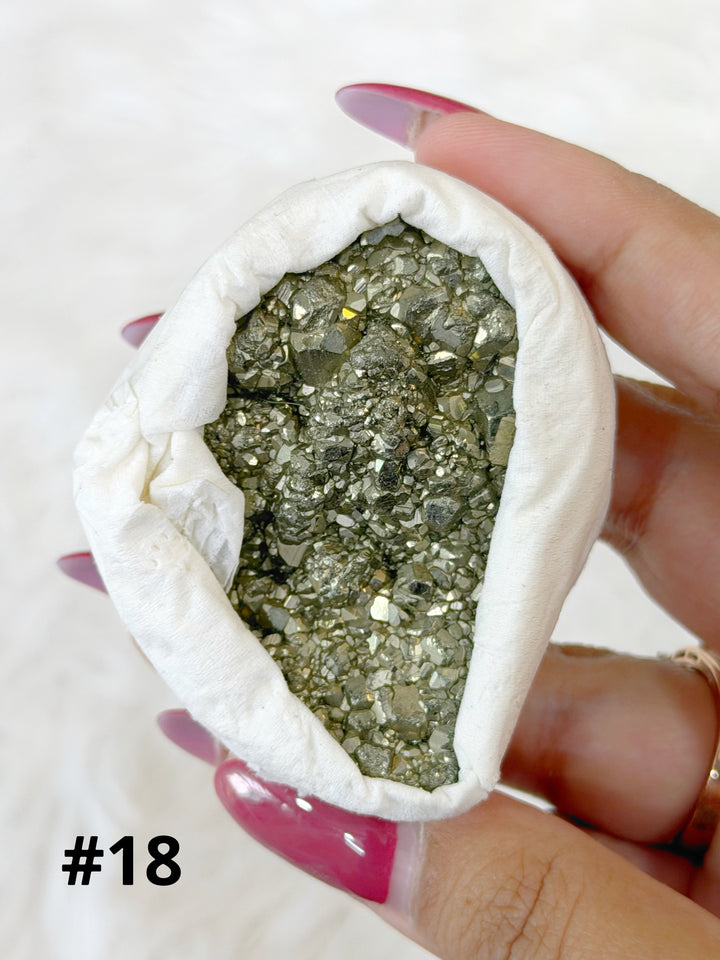 Pyrite Cluster Medium Aaa