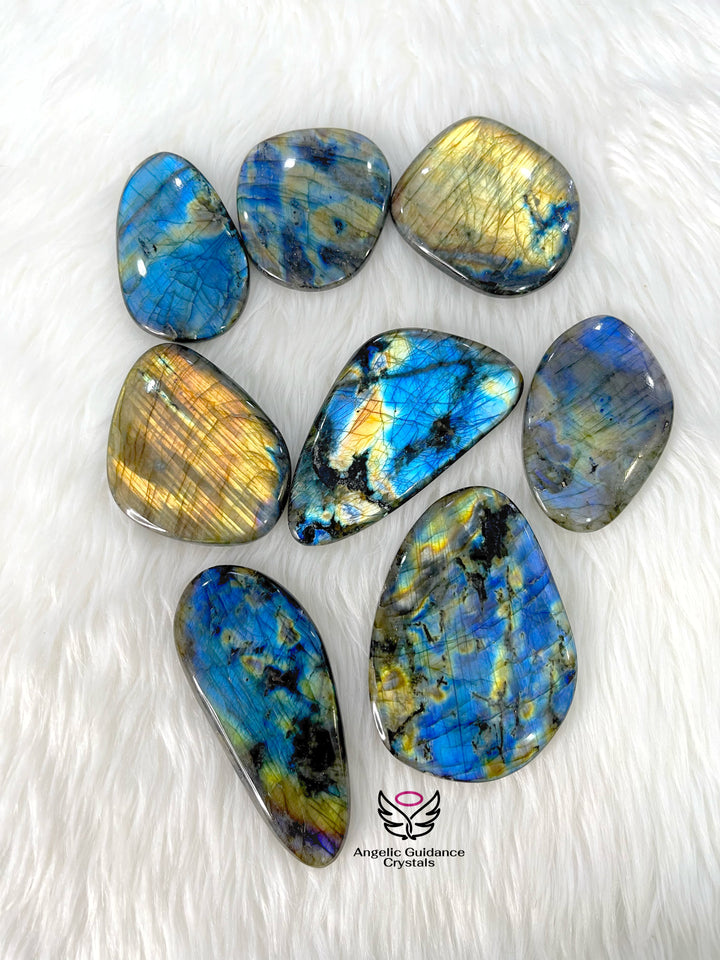 Labradorite Palmstone Large